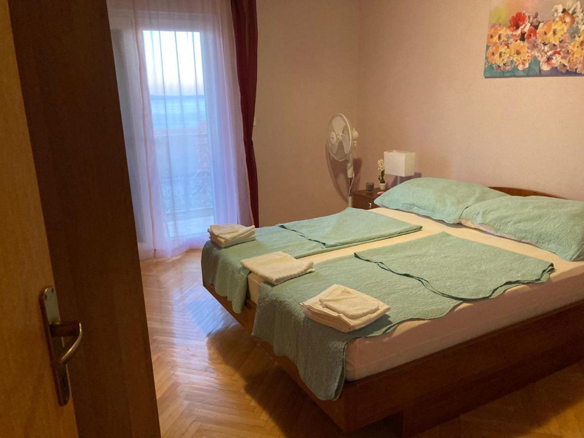 Toni&Megi Apartment Jesenice  Exteriör bild